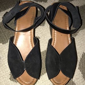 Black platform wrap heels